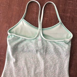 Lululemon tank top